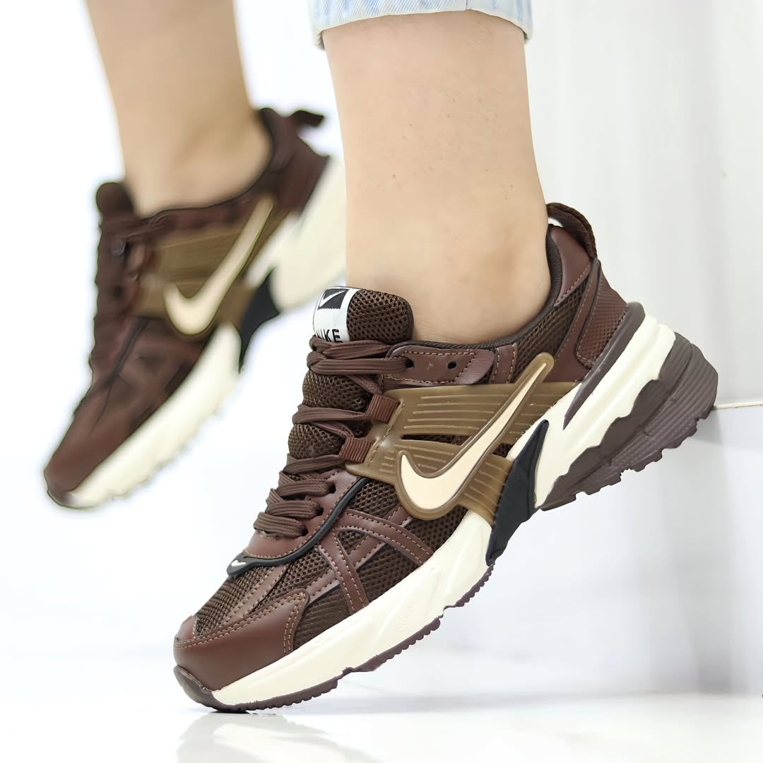 کتونی نایک وی تو کی