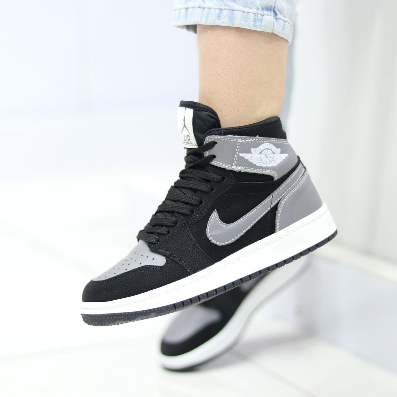 کتونی جردن وان ساقدار