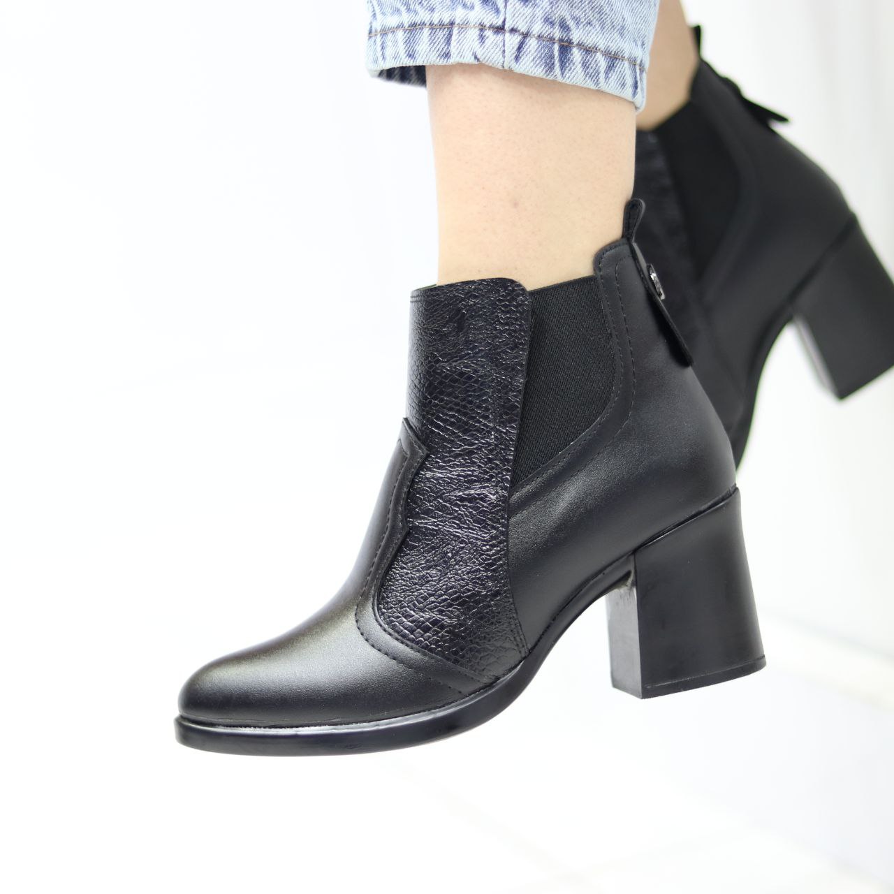 بوت زنانه پاشنه‌دار بغل کش